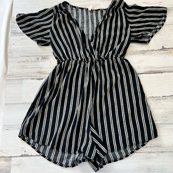 Xhilaration Striped Romper - Picture 2 of 4
